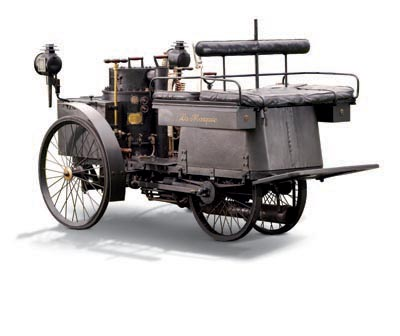 World�s-Oldest-Working-Car-Sells-For-4.62-Million.bmp